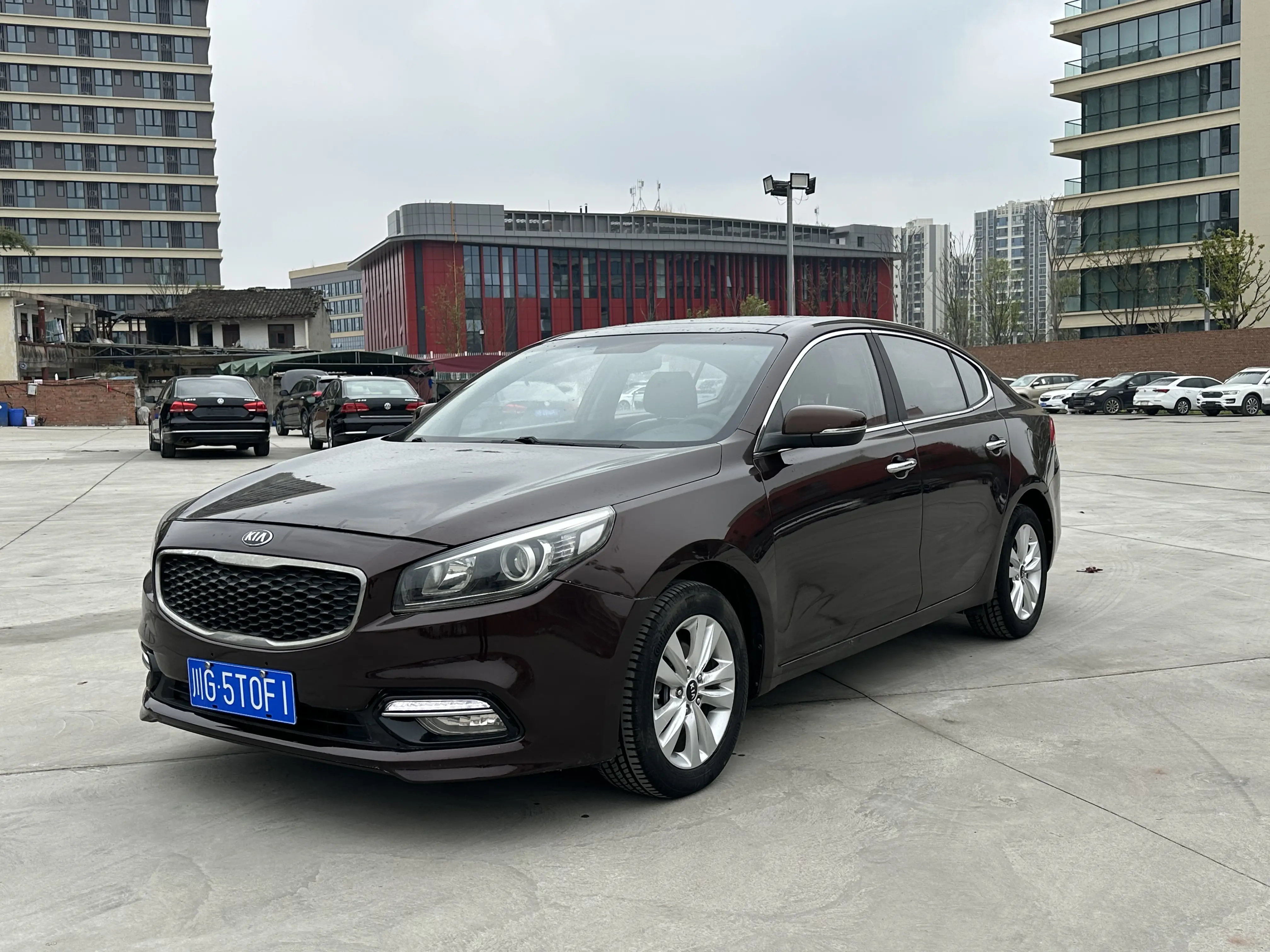 Kia K4