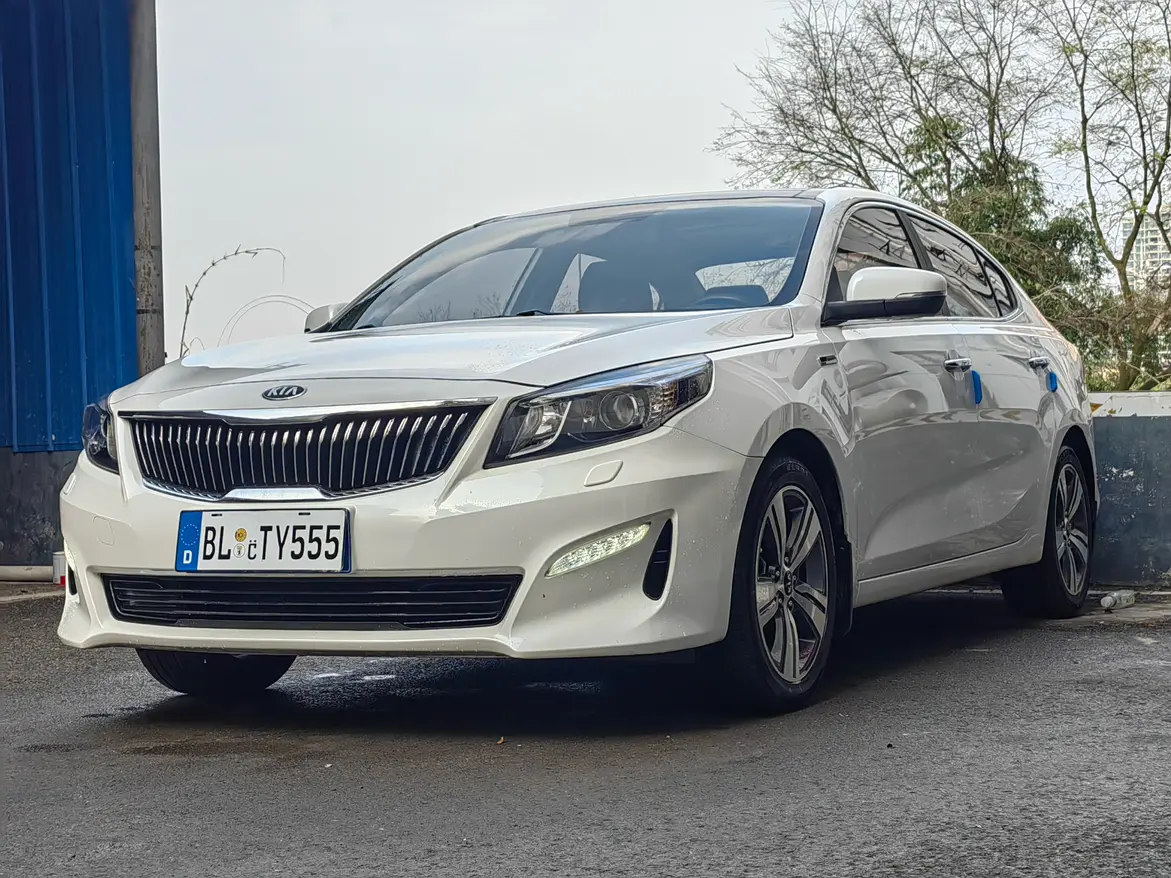 Kia K4