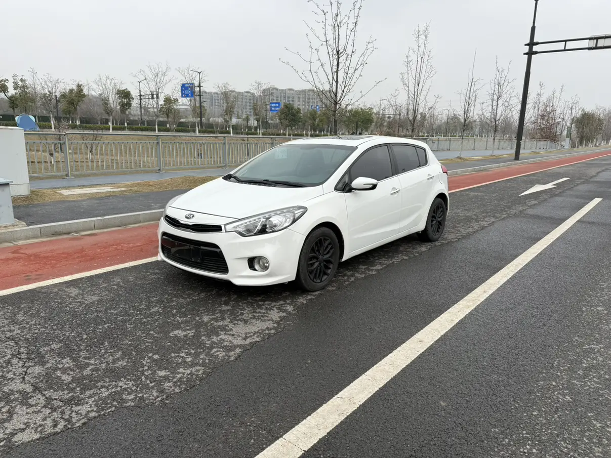 Kia K3S  из Китая