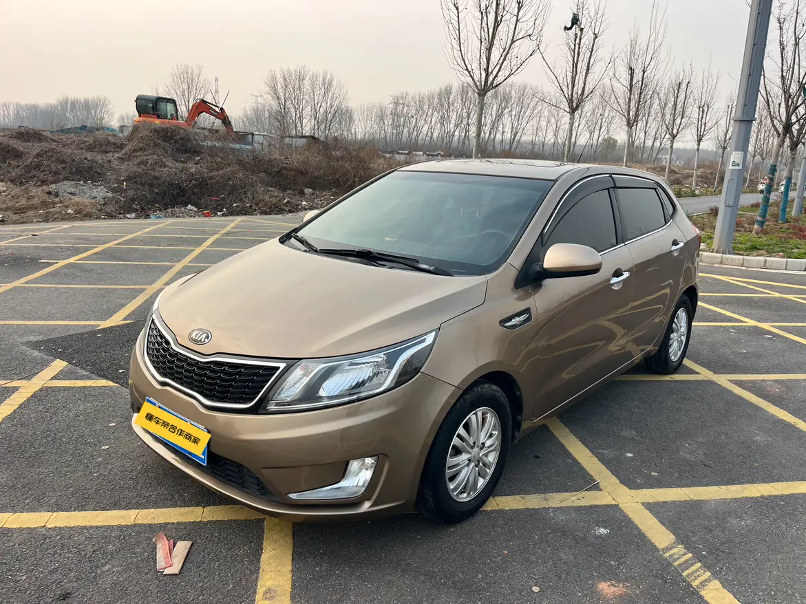 Kia K2  из Китая