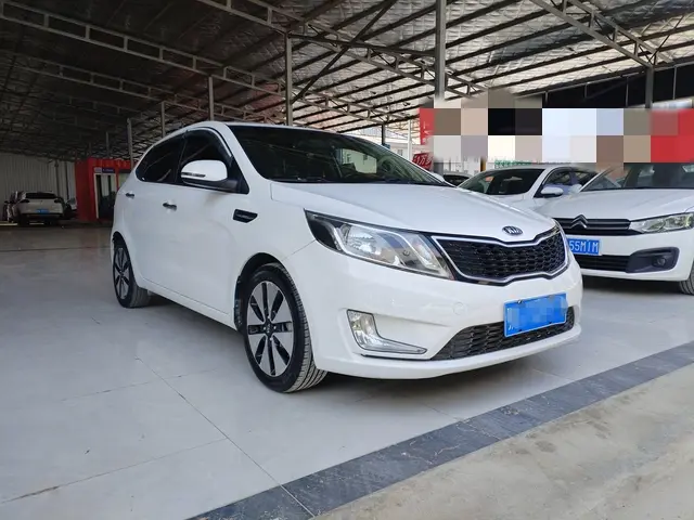 Kia K2  из Китая