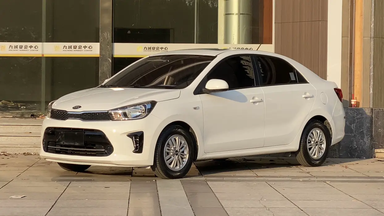 Kia Pegas