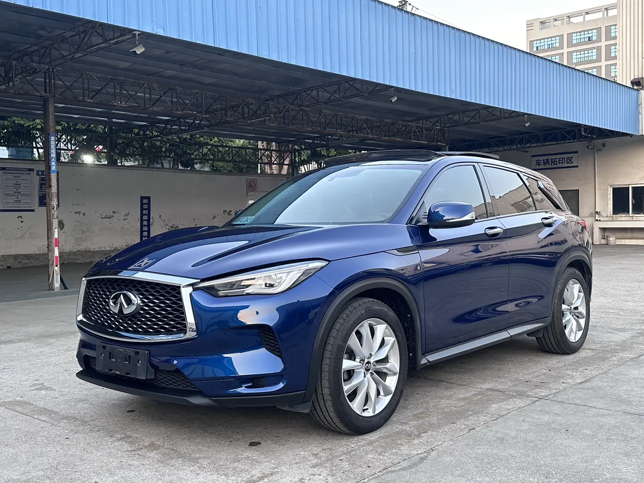 Infiniti QX50  из Китая
