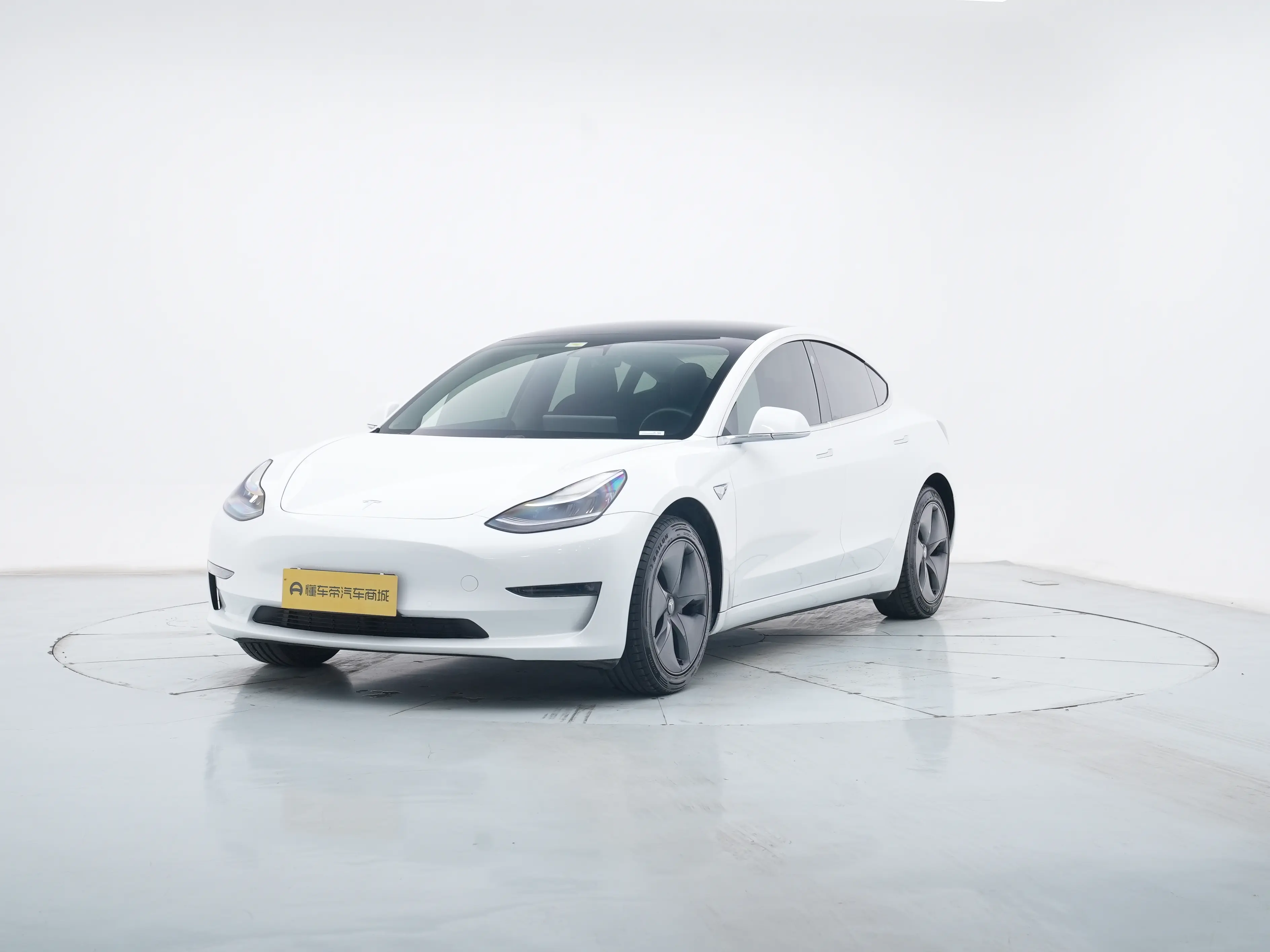 Tesla Model 3  из Китая