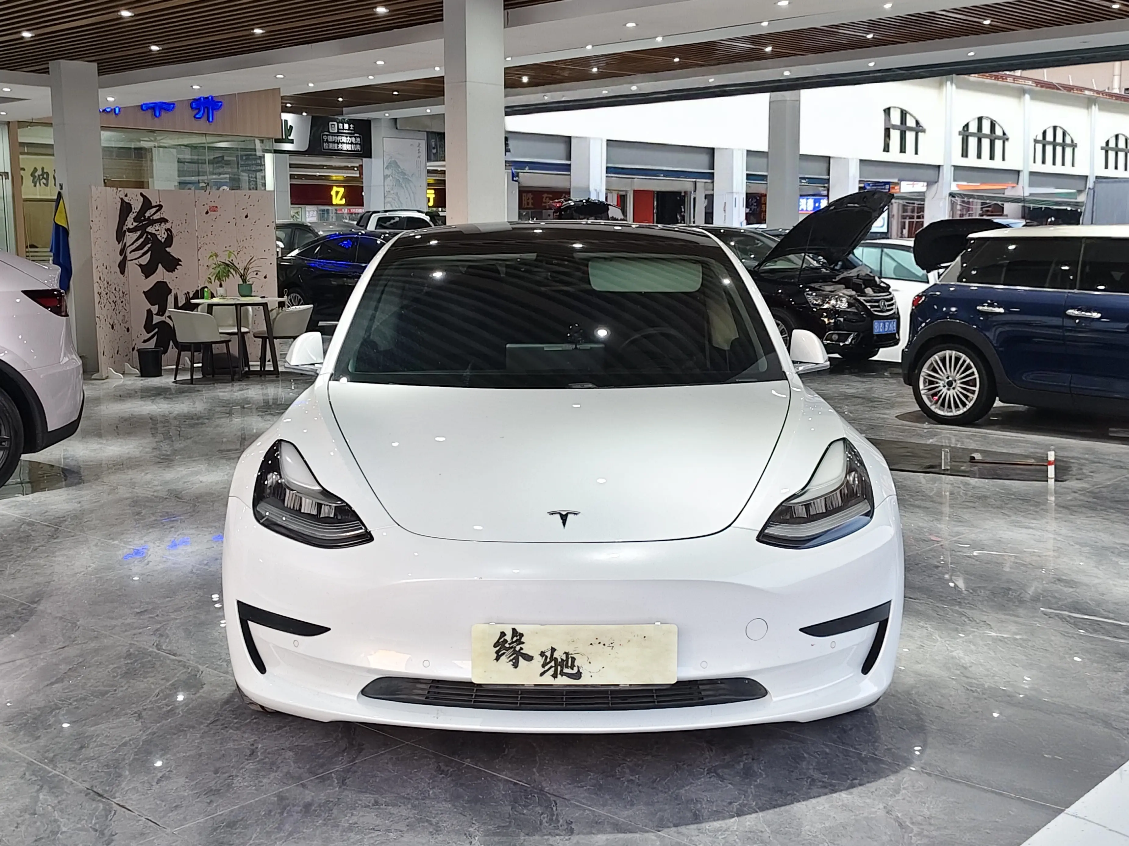 Tesla Model 3  из Китая