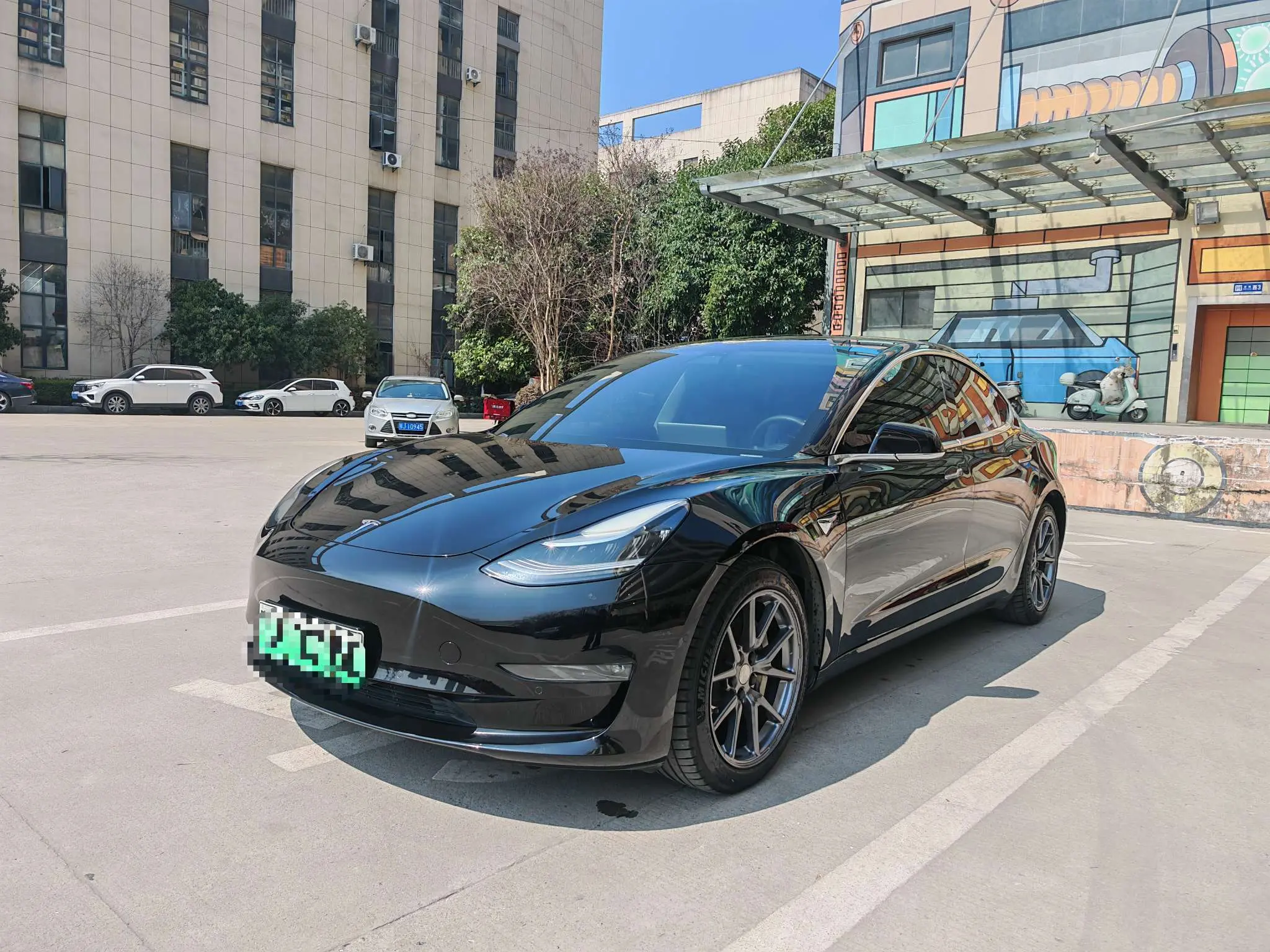 Tesla Model 3  из Китая