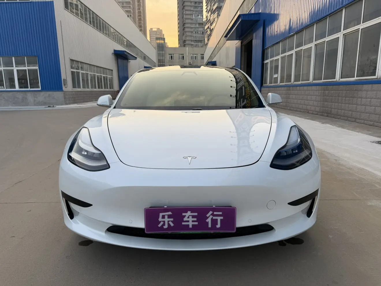 Tesla Model 3  из Китая