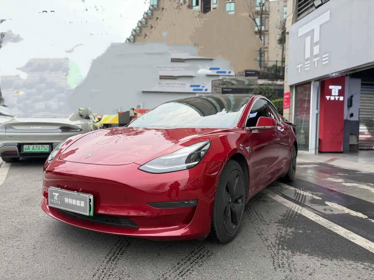 Tesla Model 3  из Китая