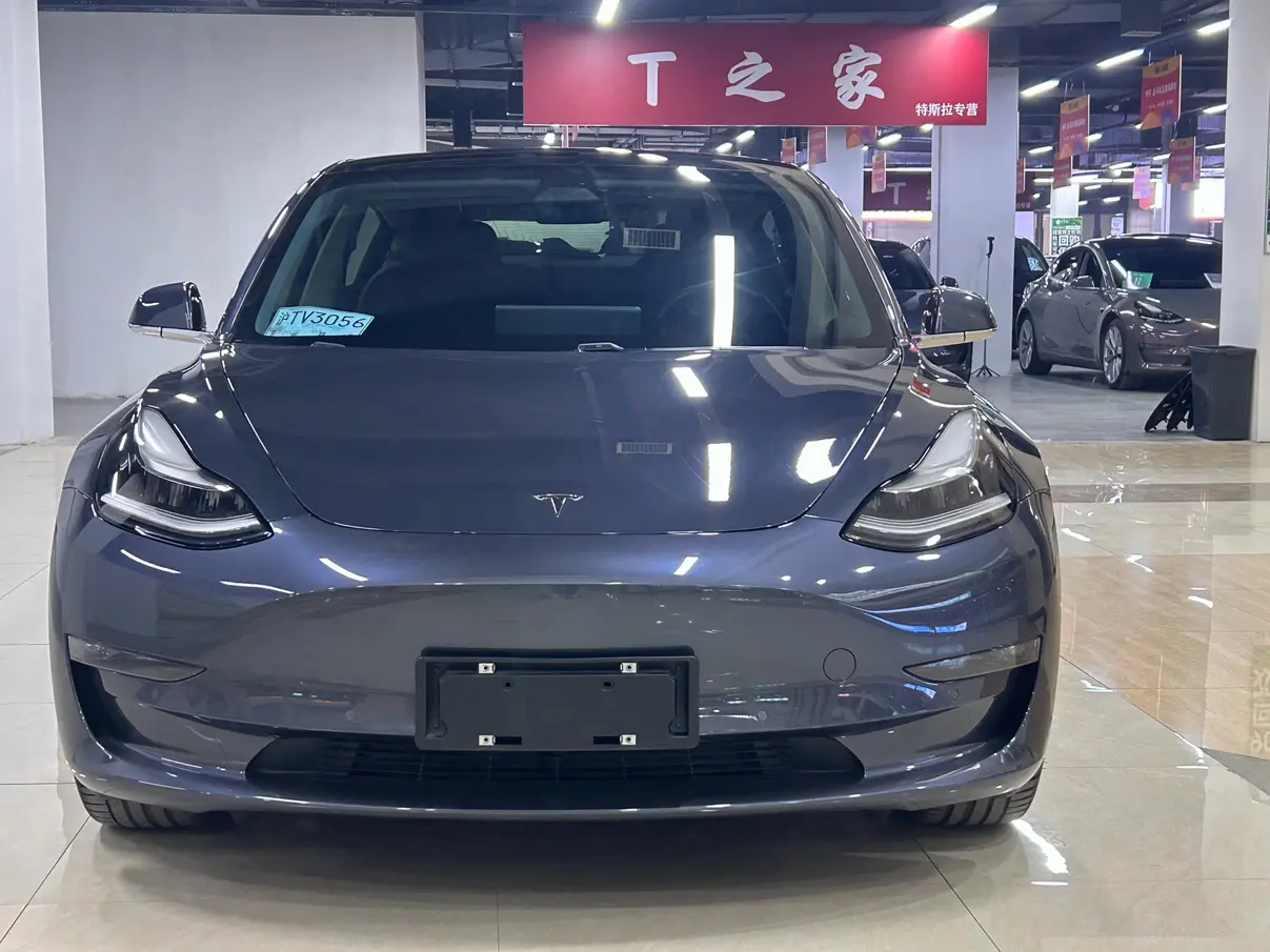 Tesla Model 3  из Китая