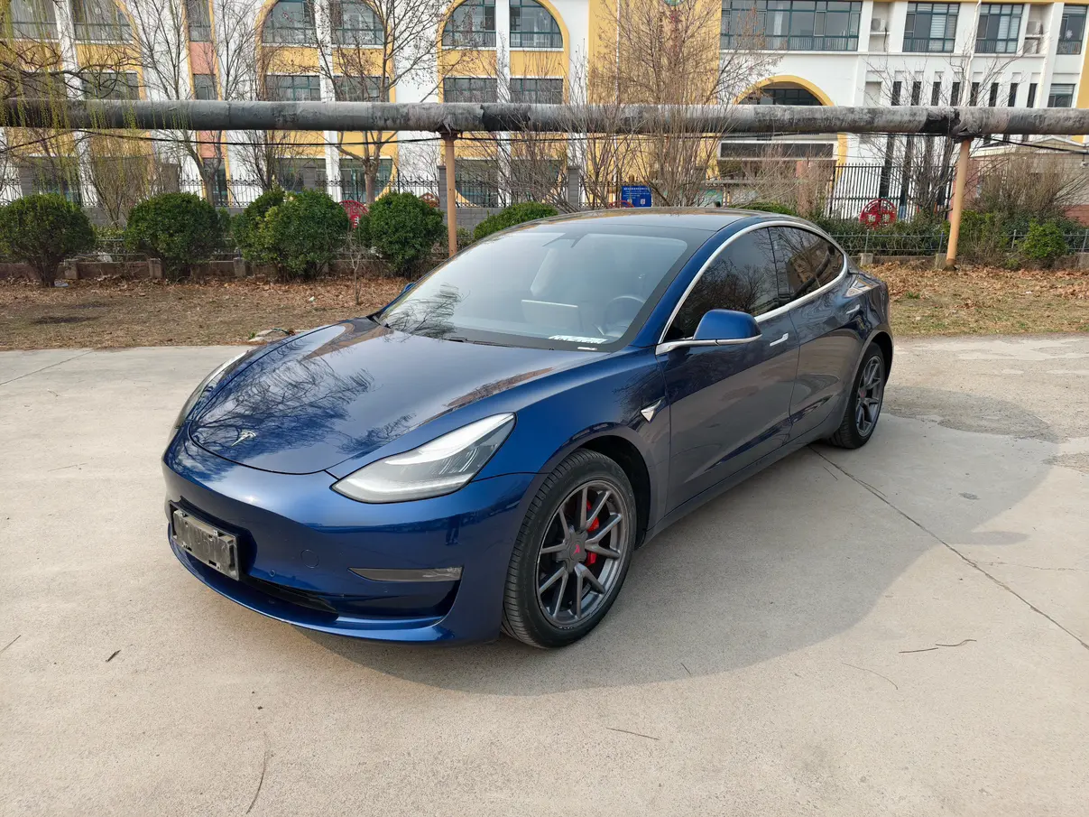 Tesla Model 3  из Китая