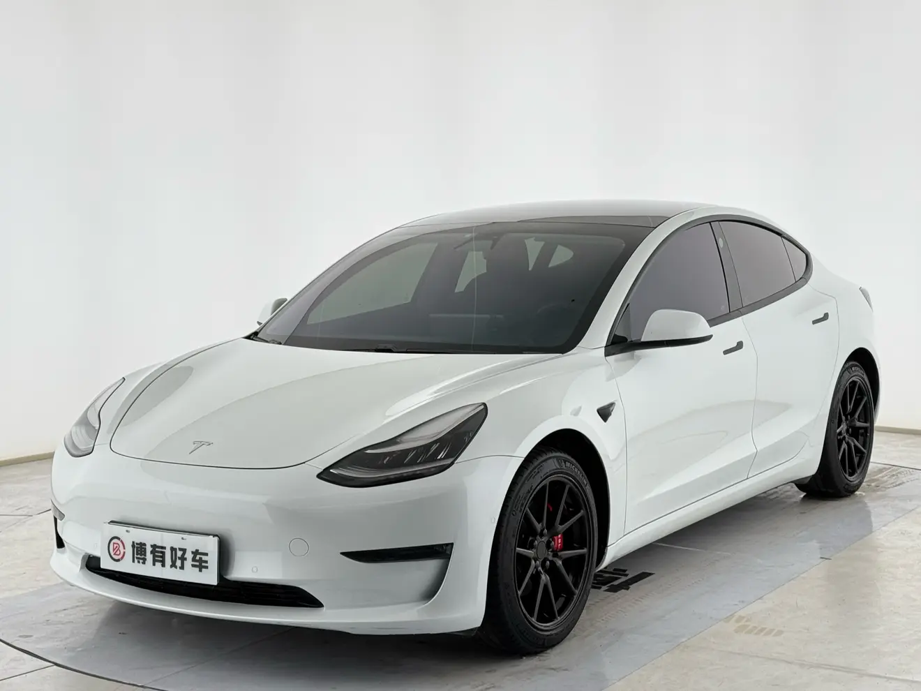 Tesla Model 3  из Китая