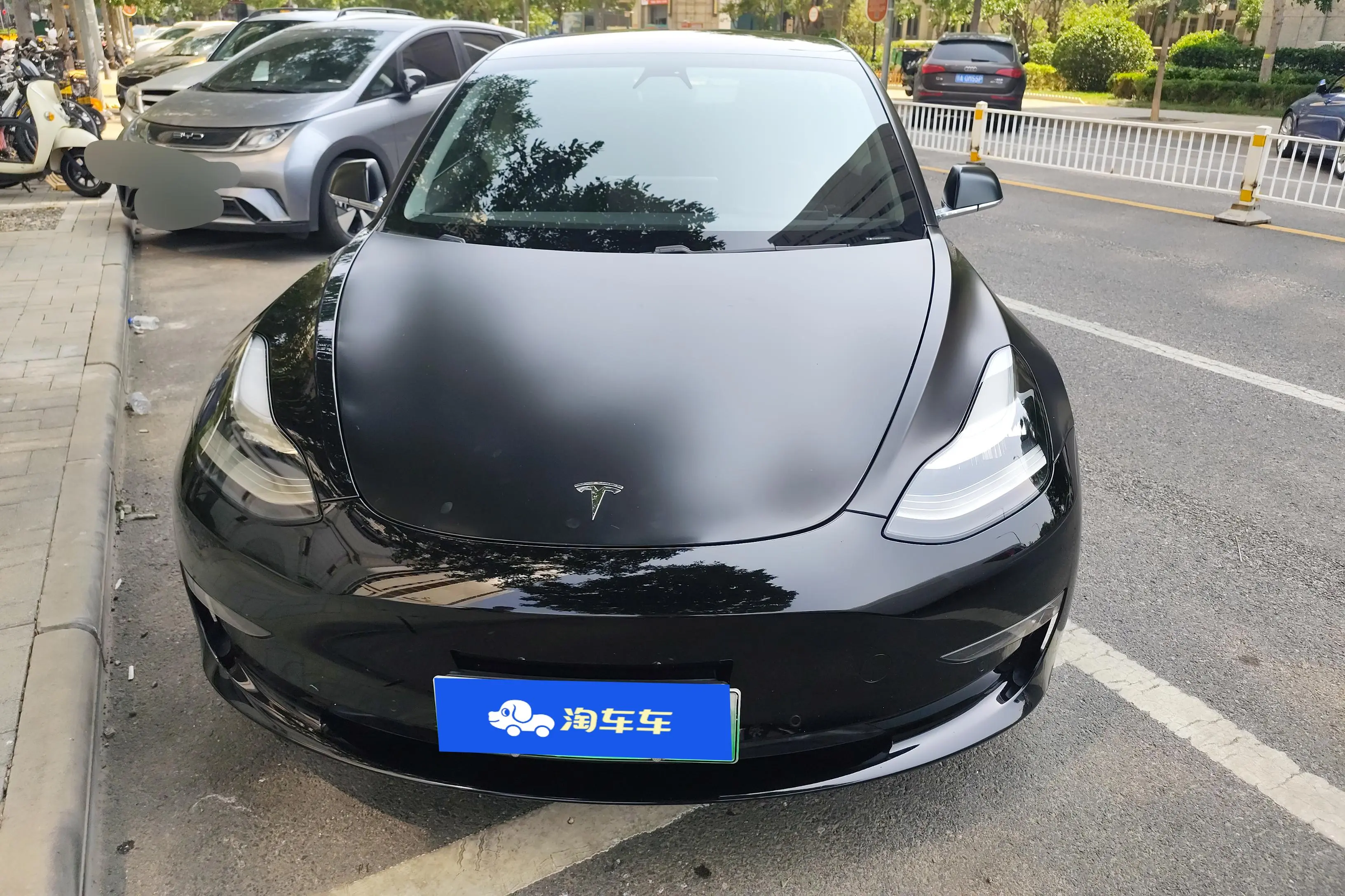 Tesla Model 3  из Китая