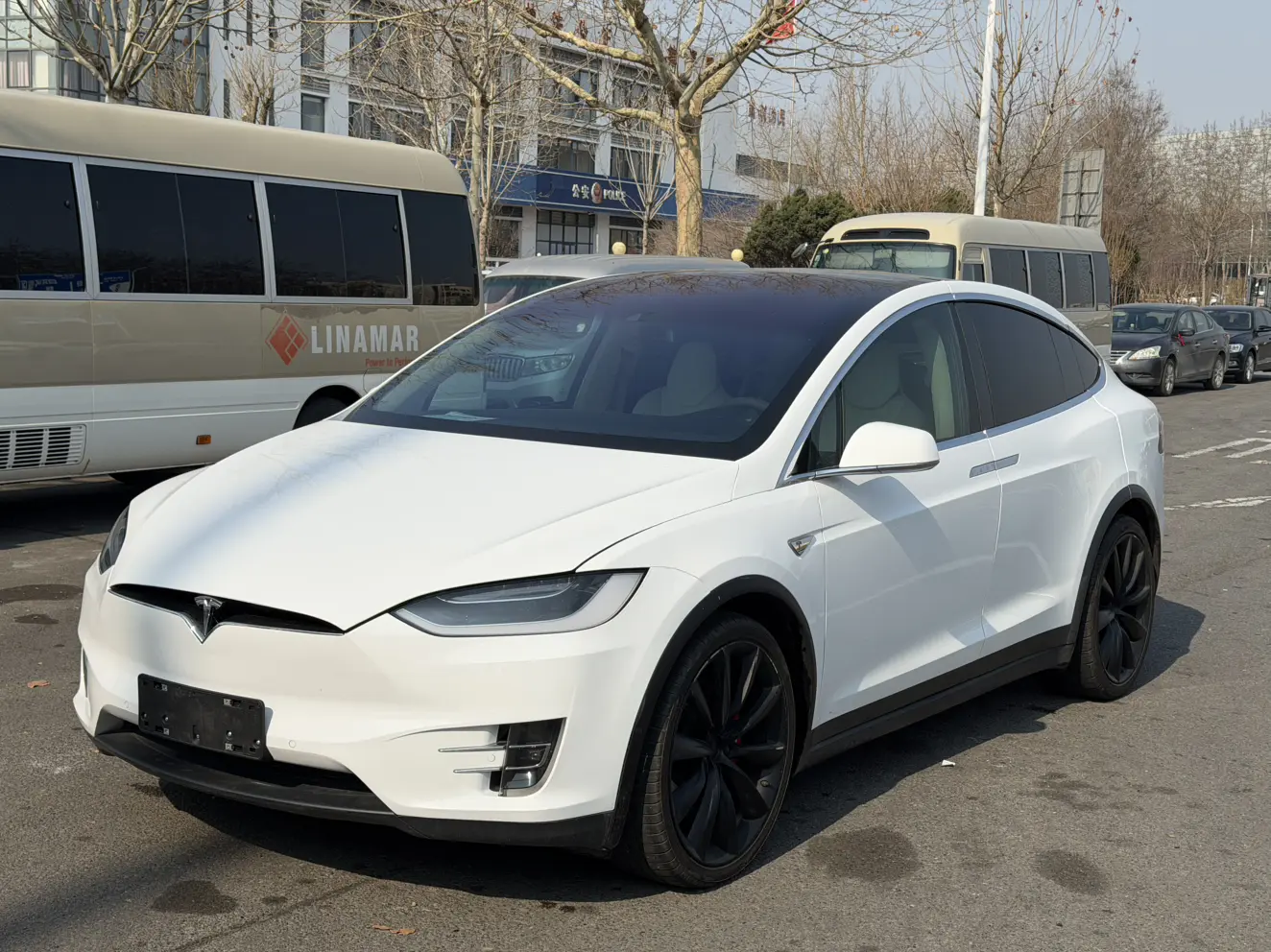 Tesla Model X  из Китая