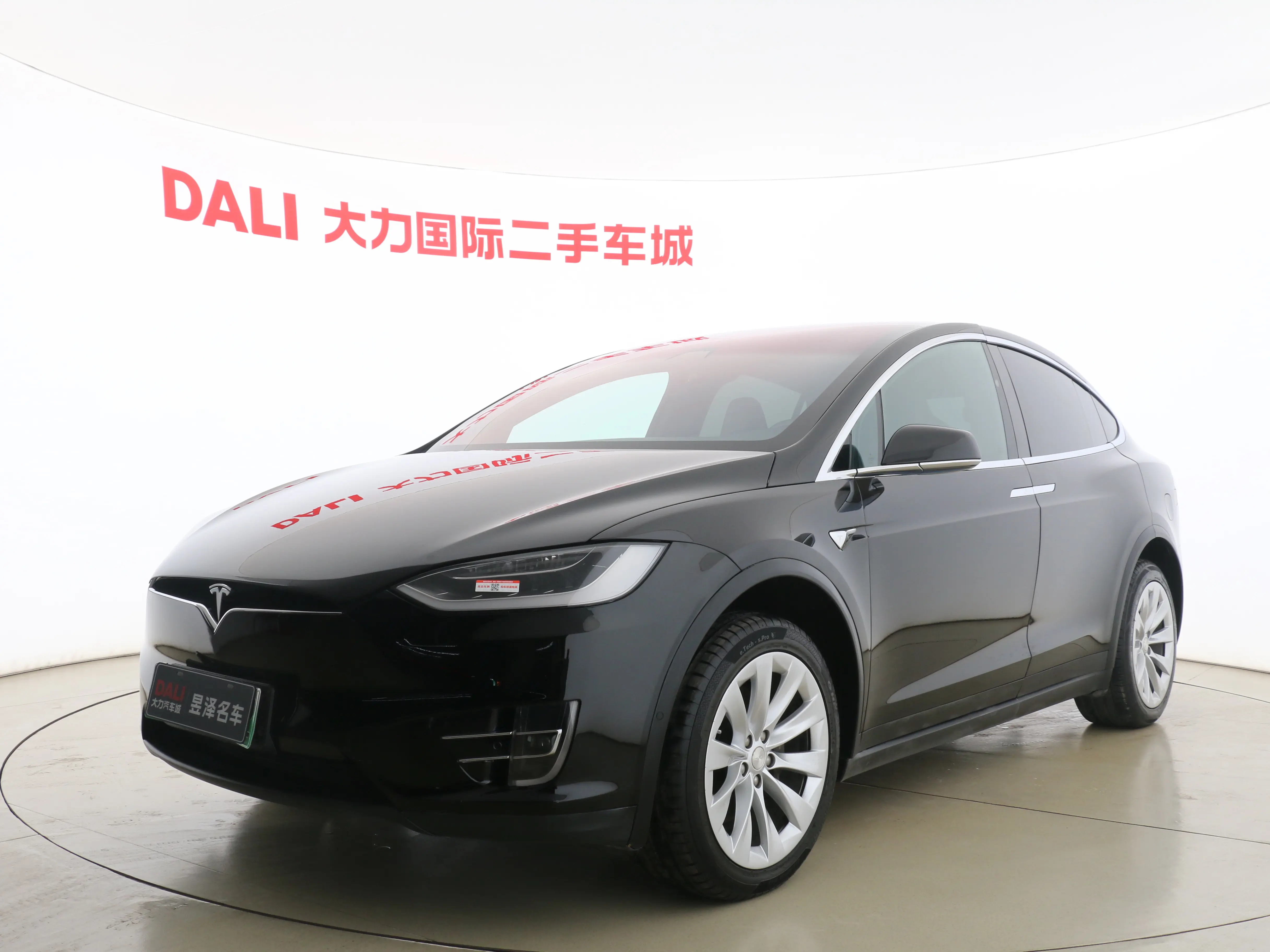 Tesla Model X  из Китая