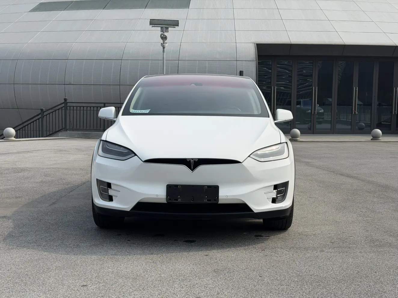 Tesla Model X  из Китая