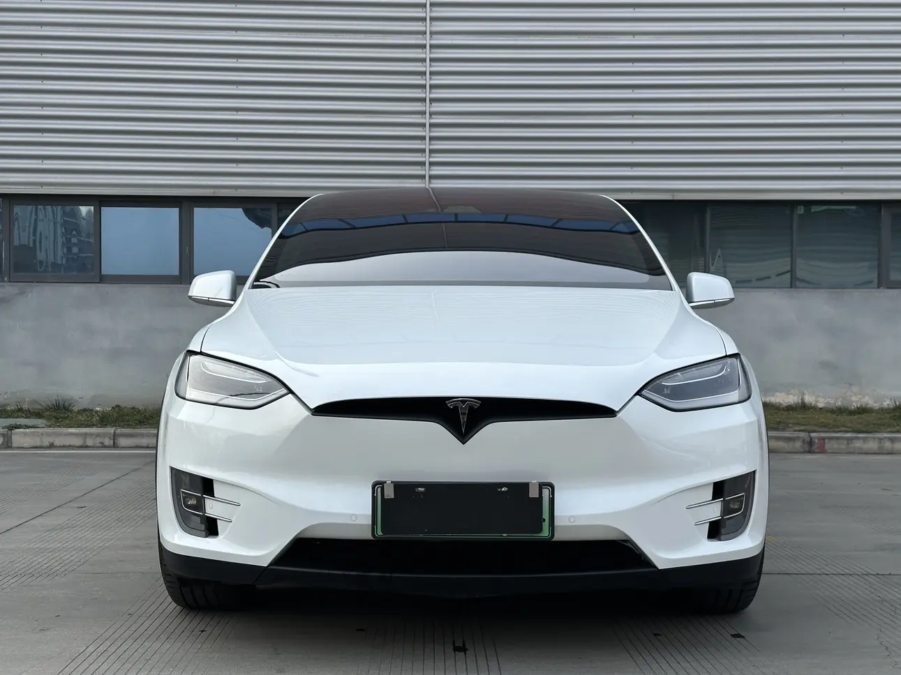 Tesla Model X  из Китая