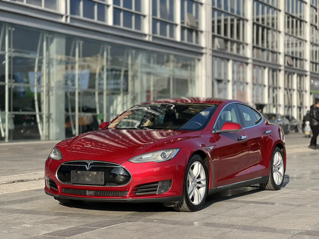 Tesla Model S  из Китая