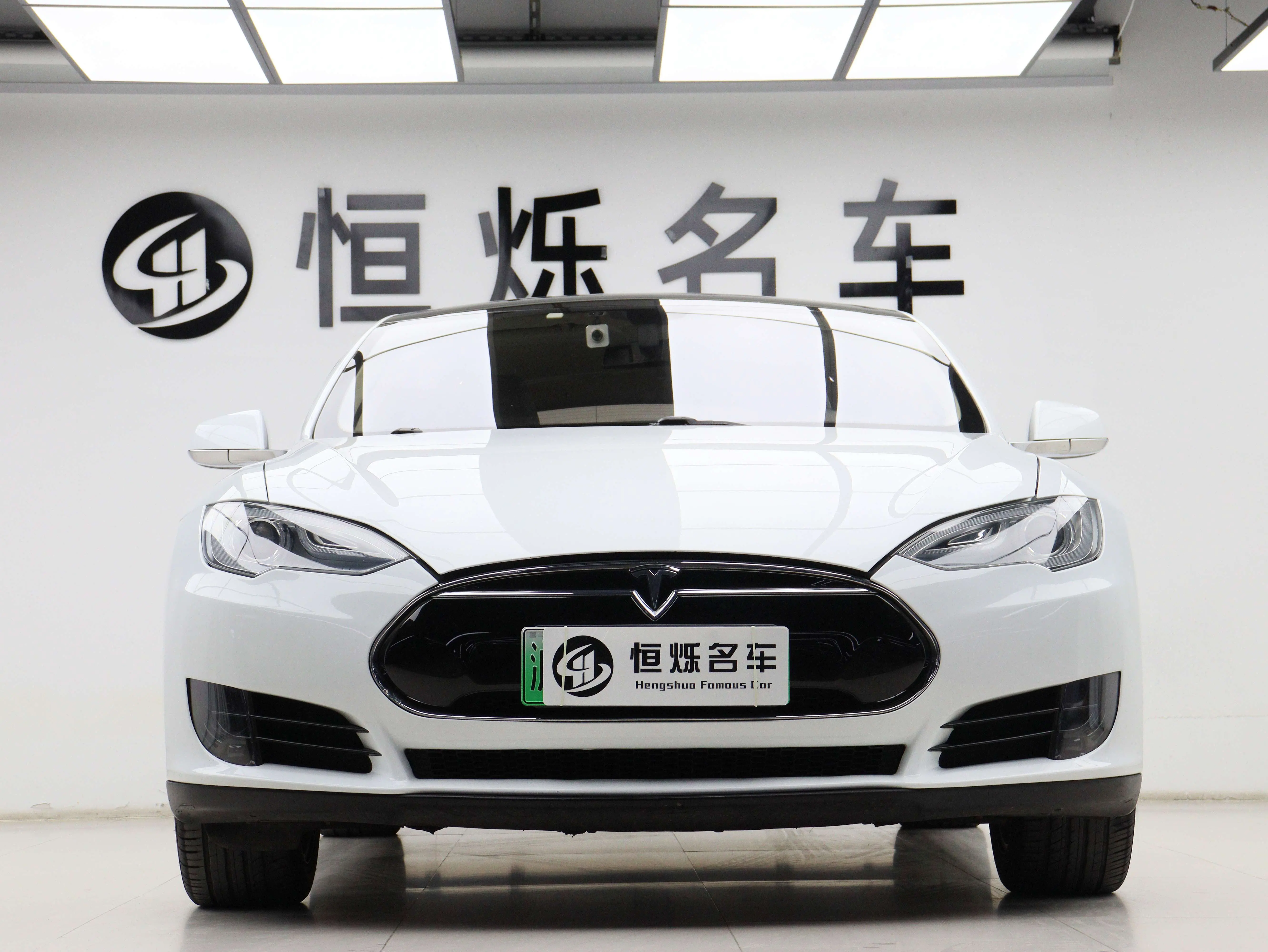 Tesla Model S  из Китая