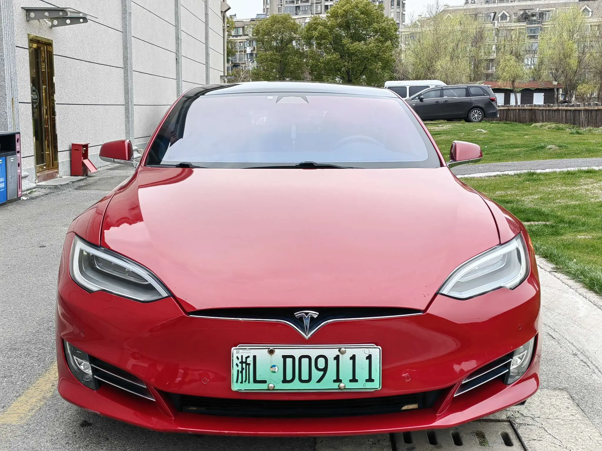 Tesla Model S  из Китая