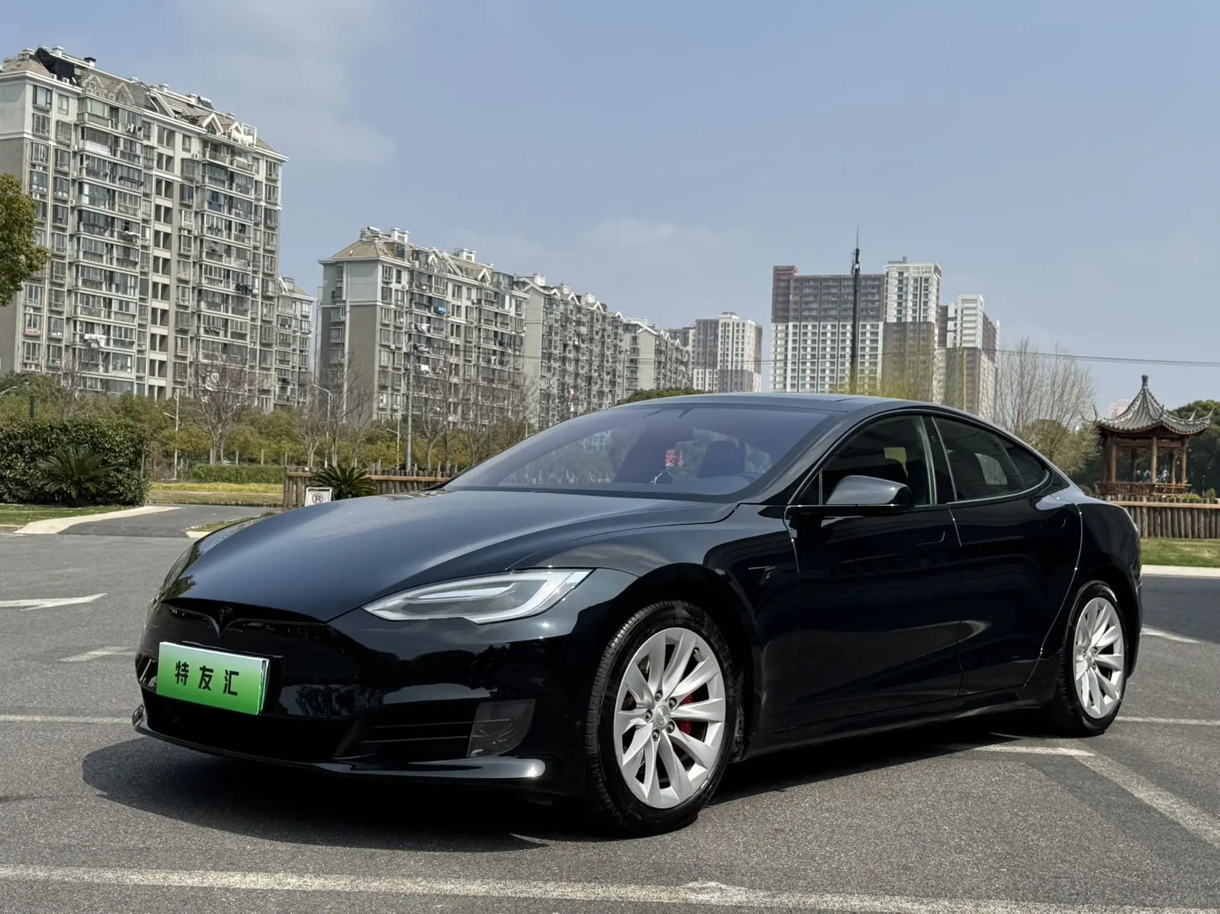 Tesla Model S  из Китая
