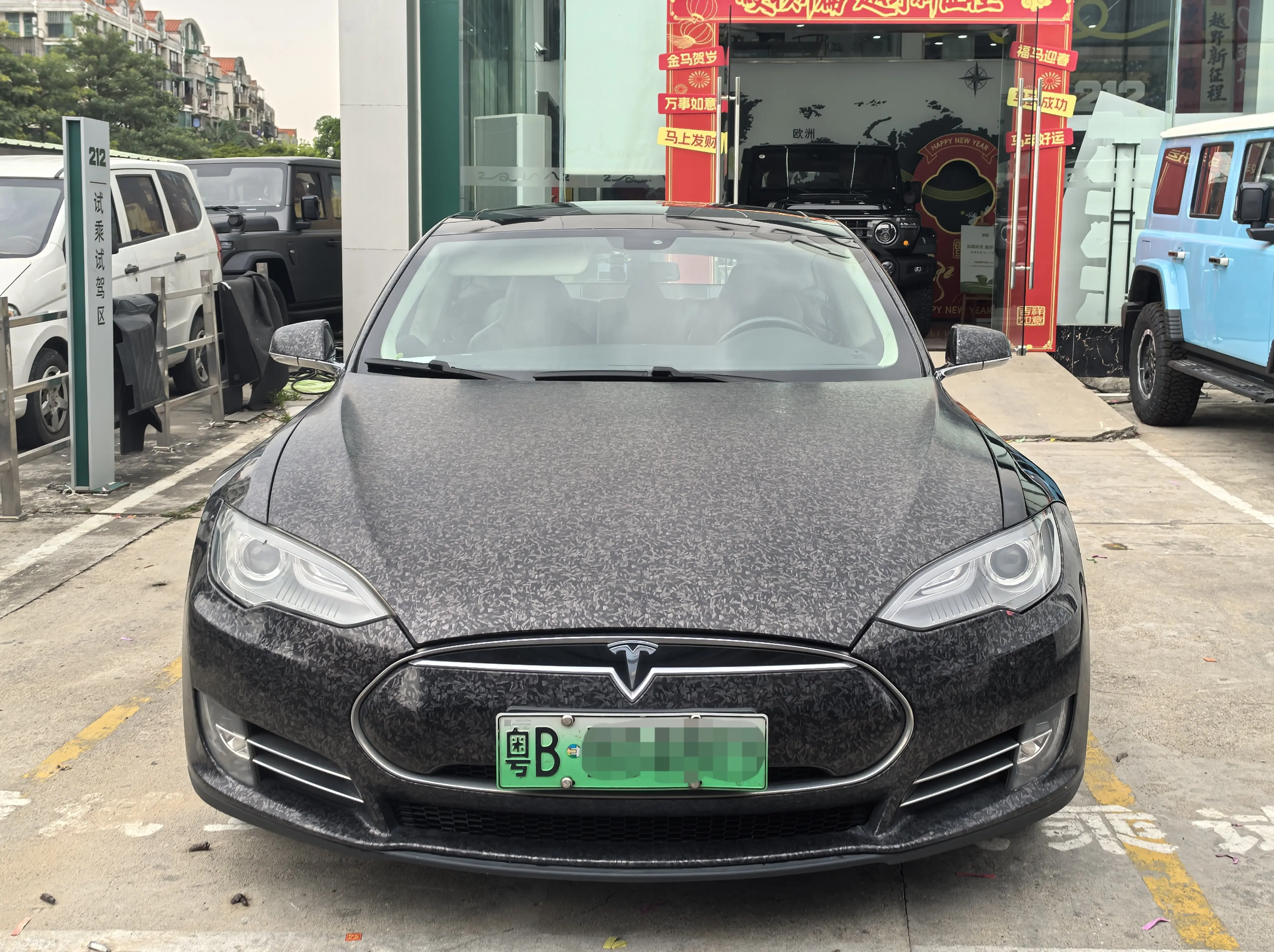 Tesla Model S  из Китая