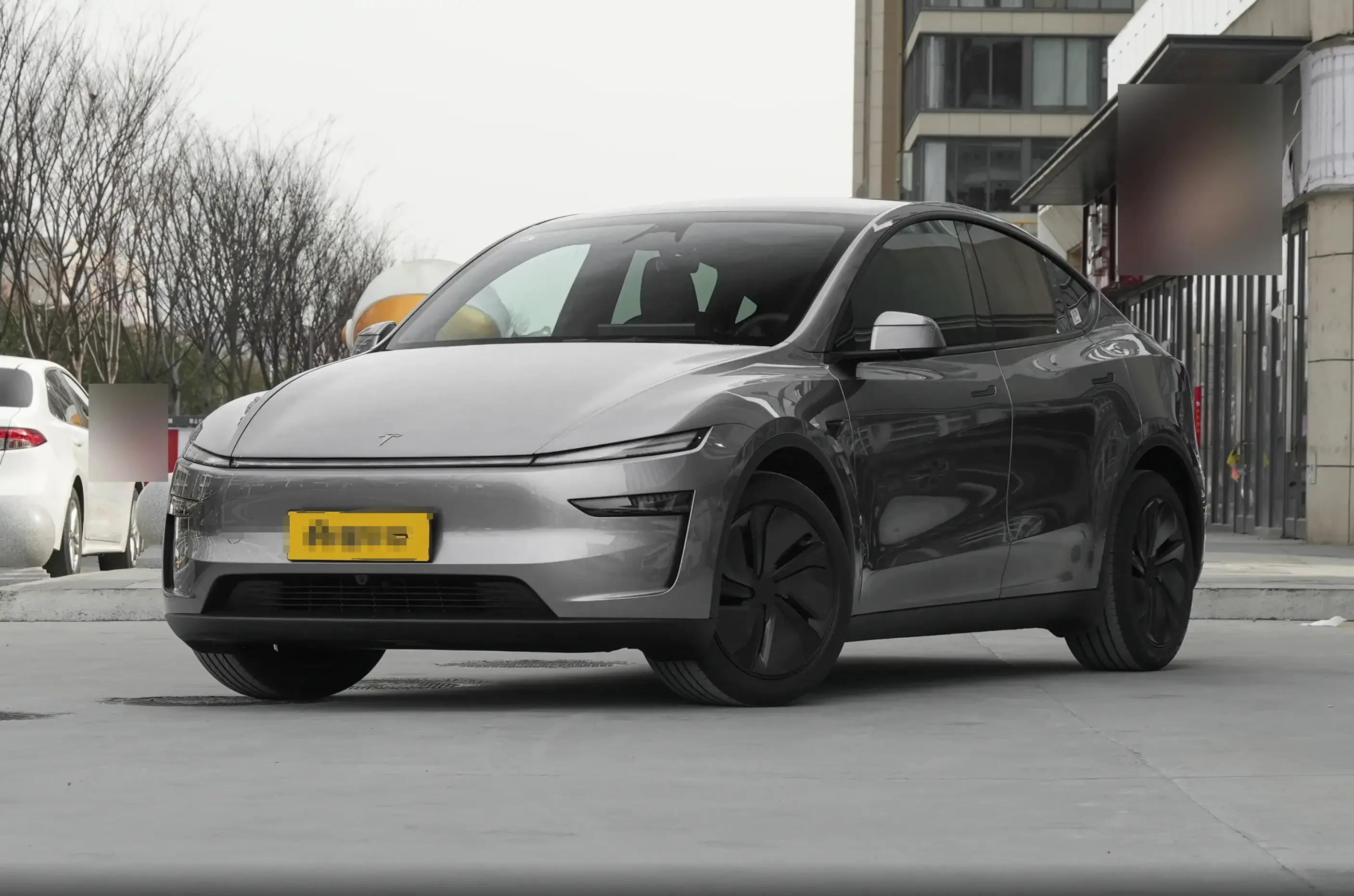 Tesla Model Y  из Китая