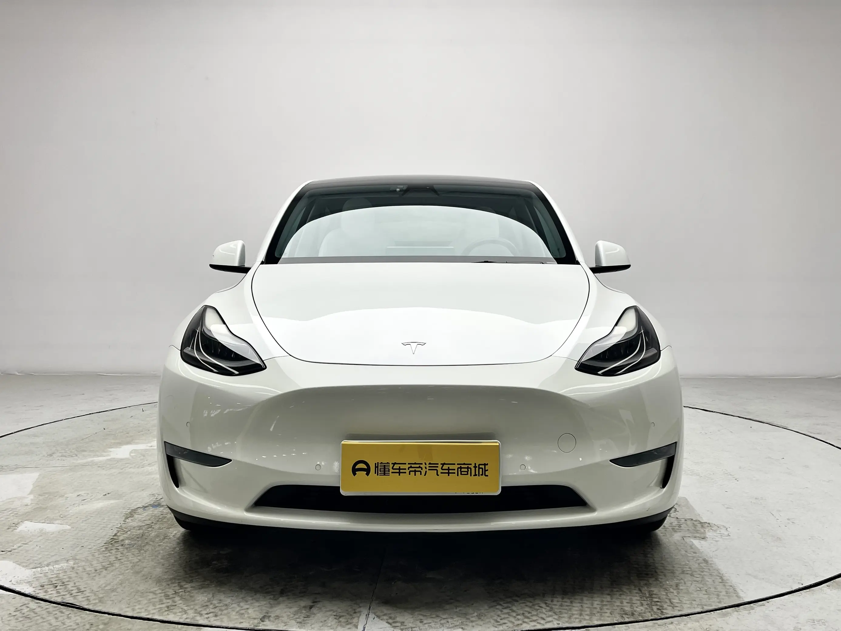 Tesla Model Y  из Китая