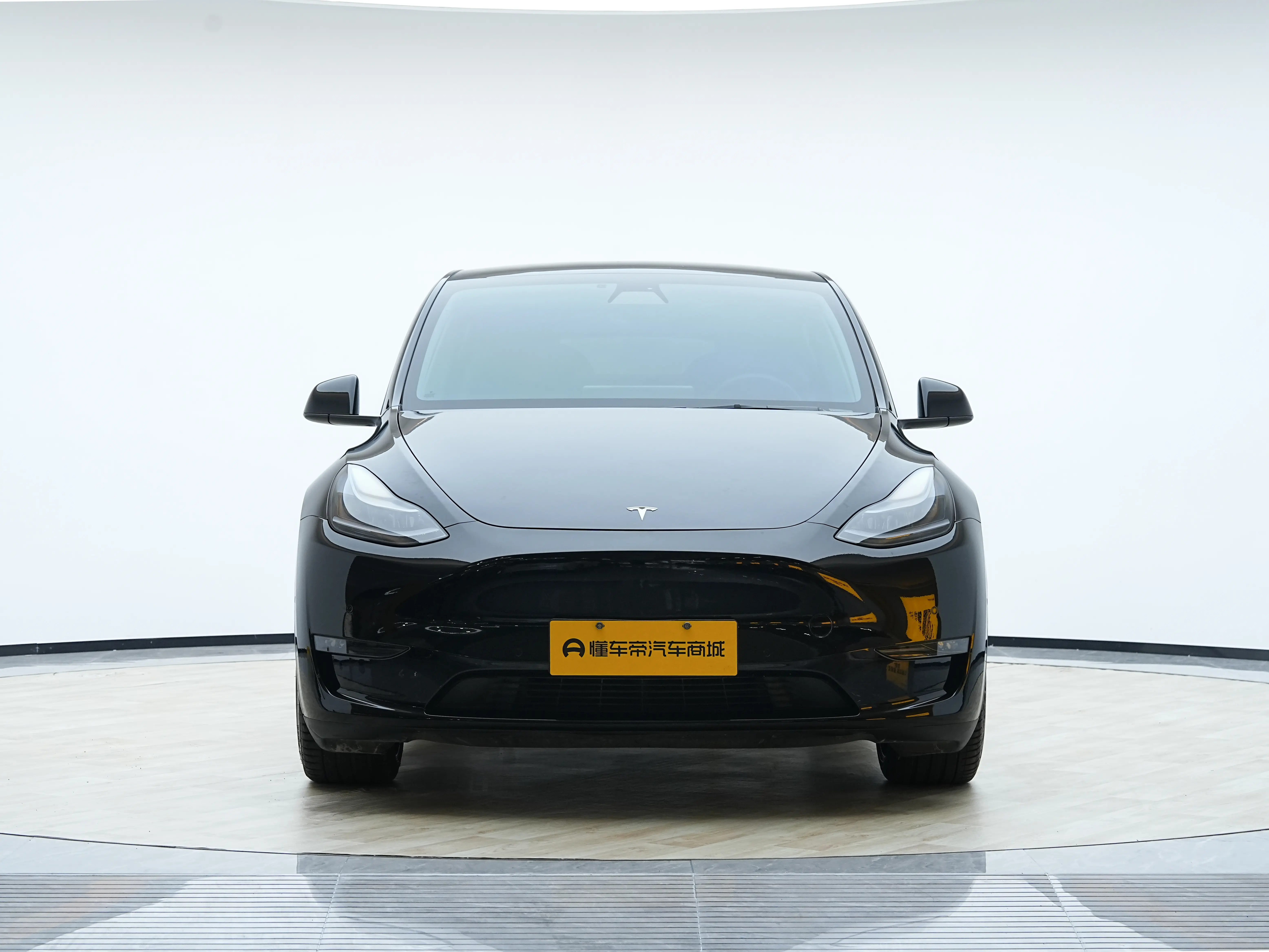 Tesla Model Y  из Китая