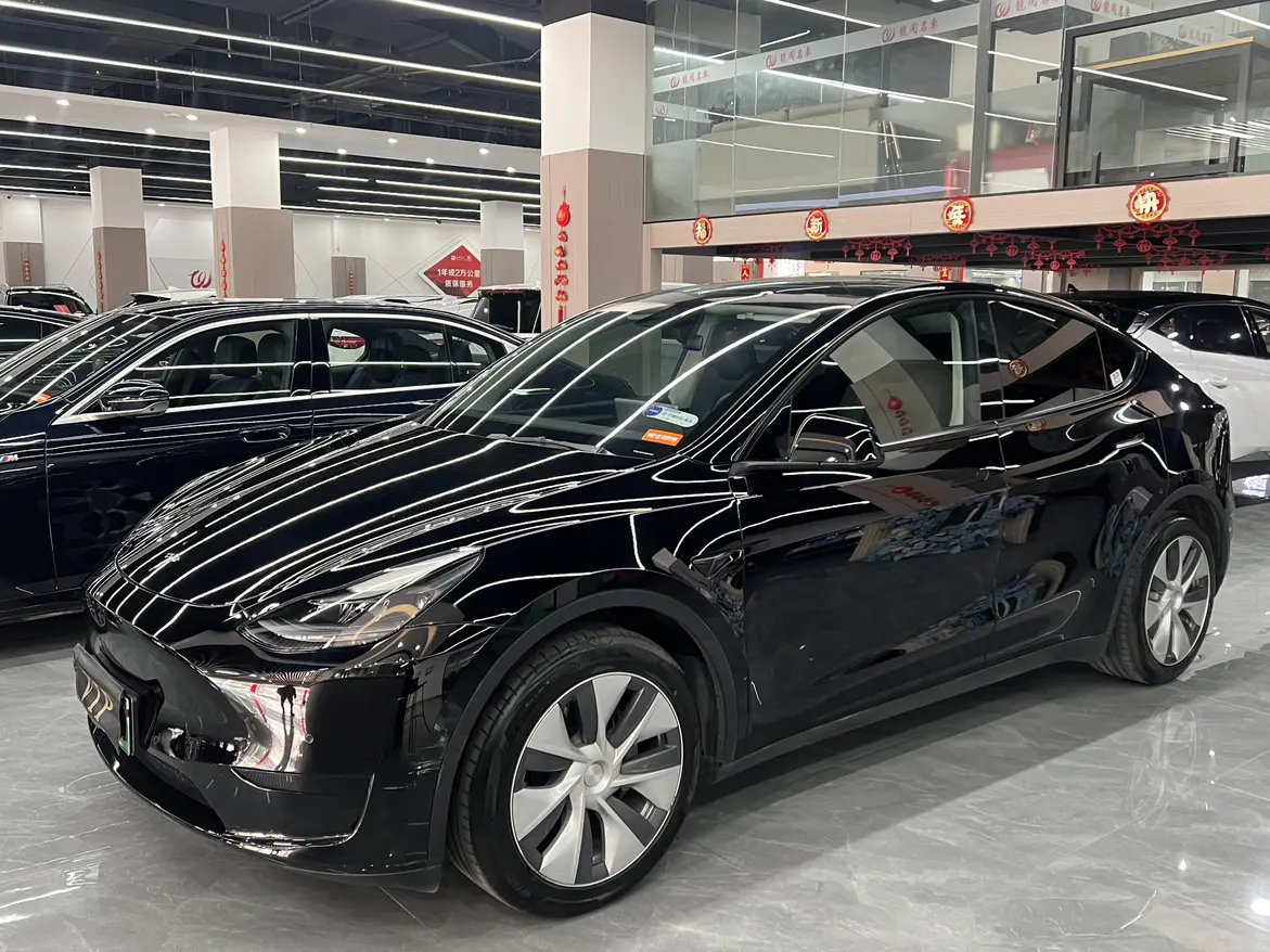 Tesla Model Y  из Китая