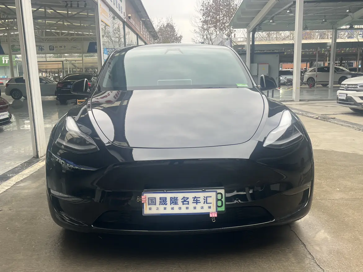 Tesla Model Y  из Китая