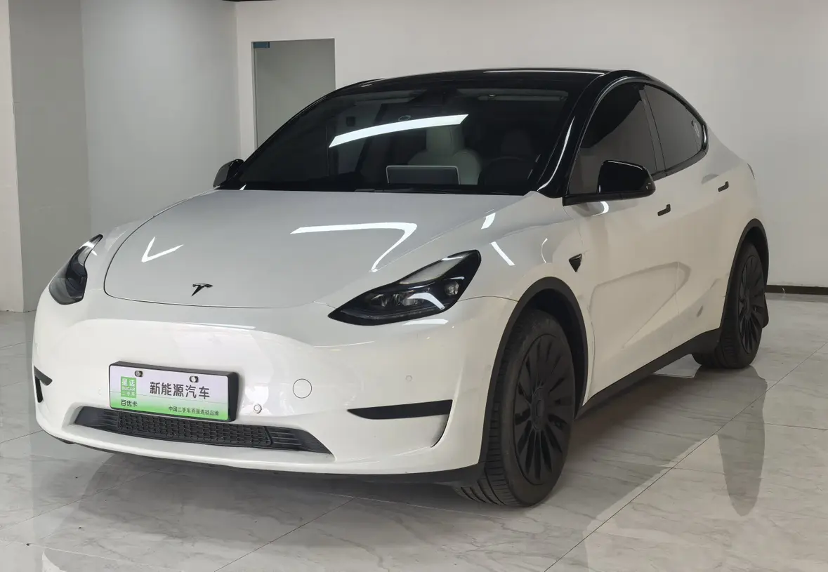 Tesla Model Y  из Китая