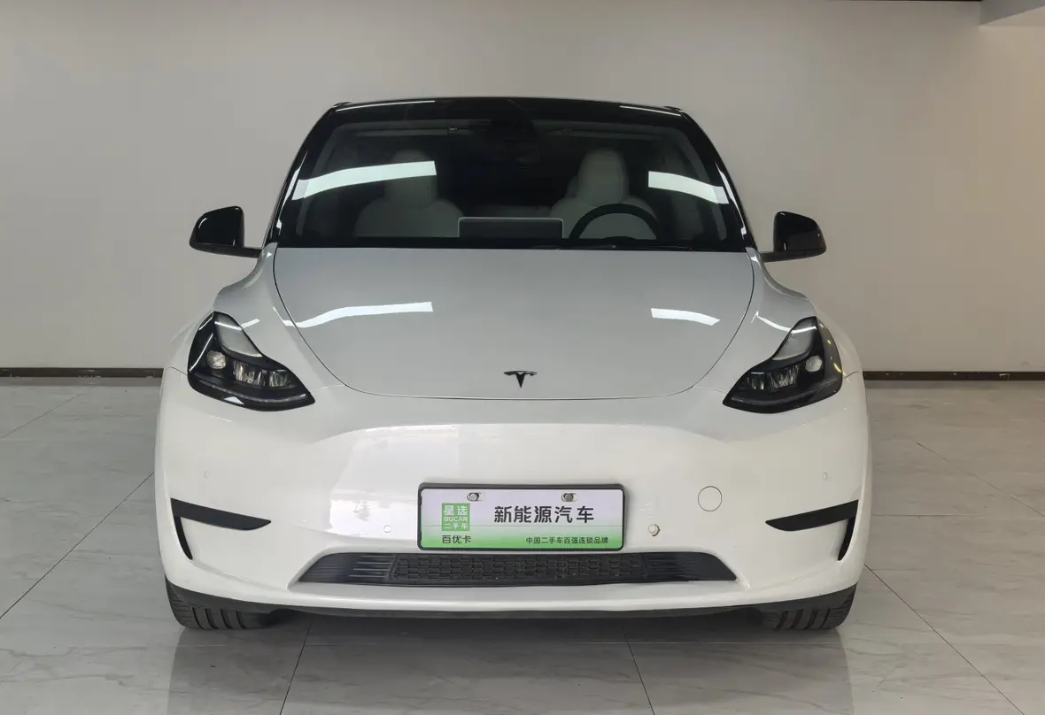 Tesla Model Y  из Китая