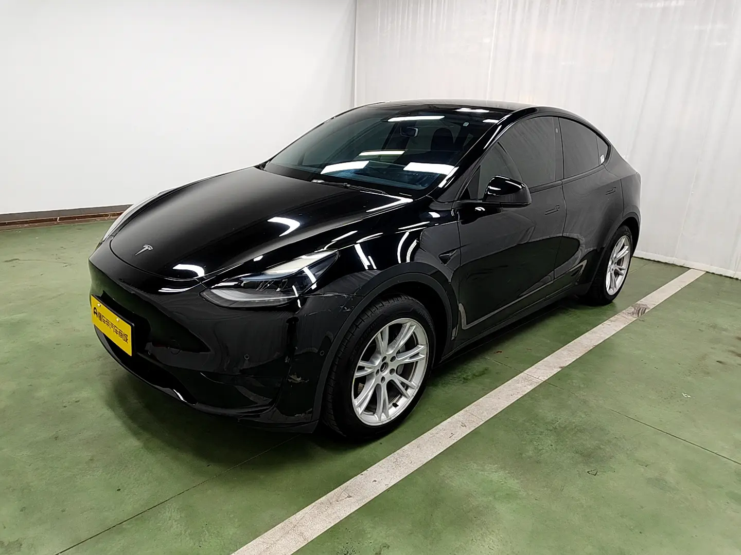 Tesla Model Y  из Китая