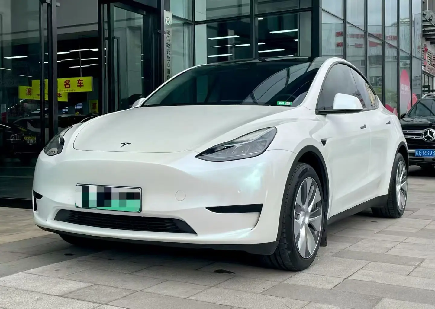 Tesla Model Y  из Китая