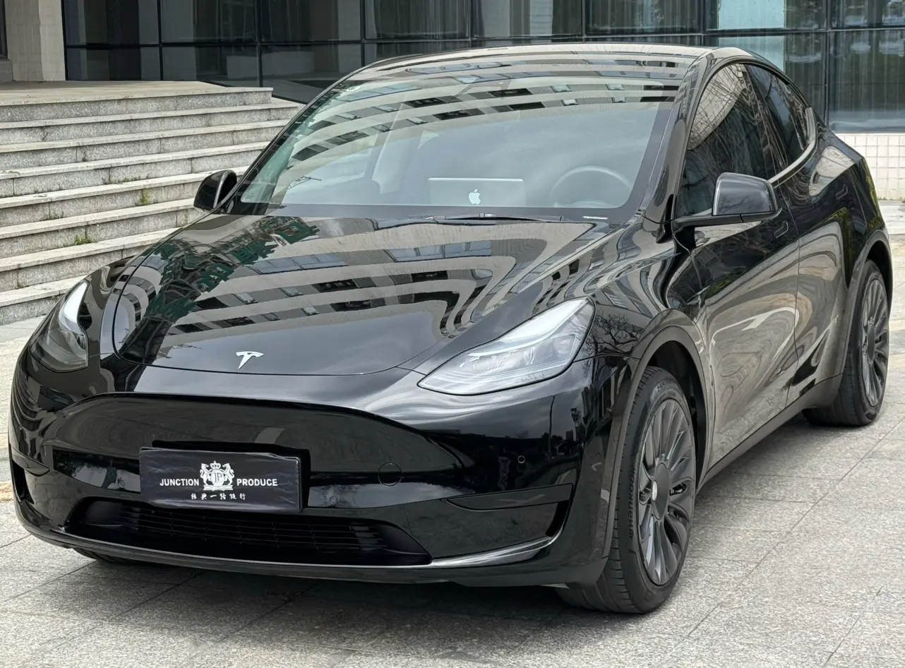 Tesla Model Y  из Китая