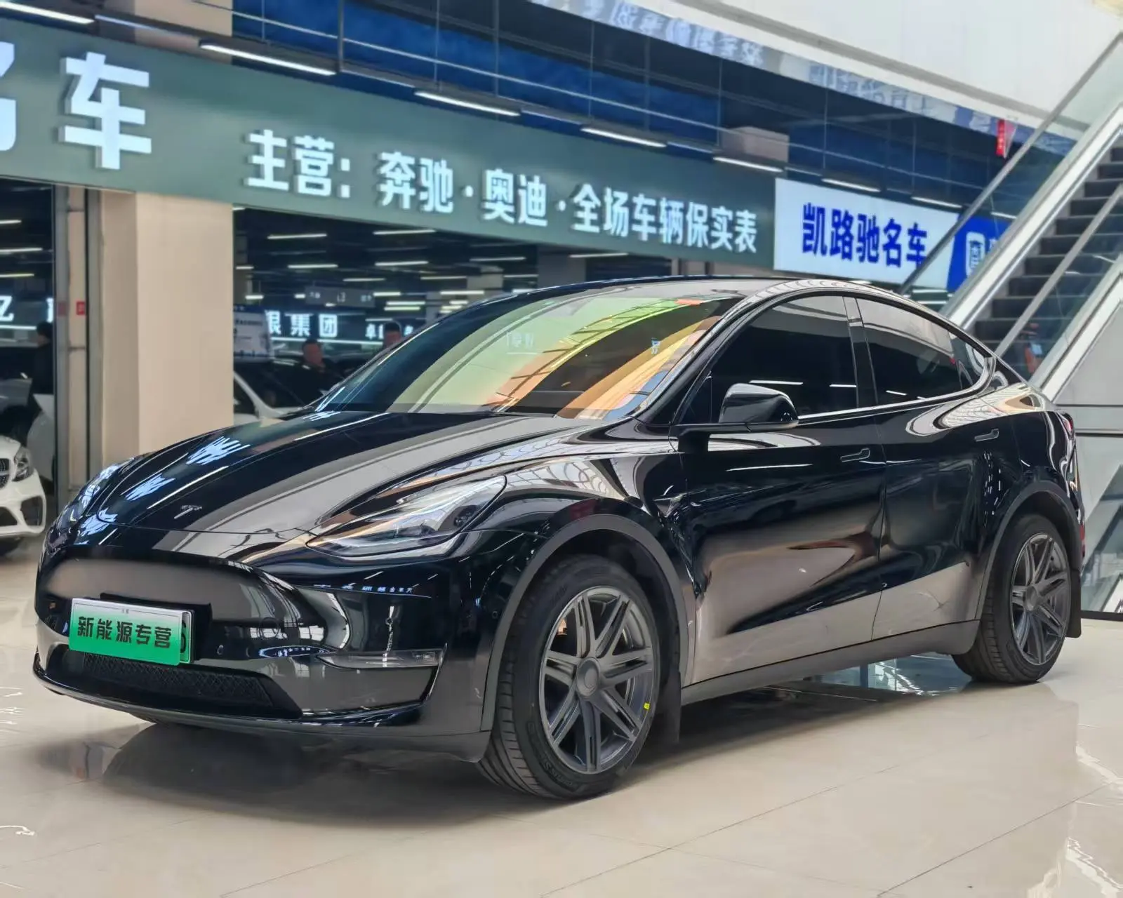 Tesla Model Y  из Китая