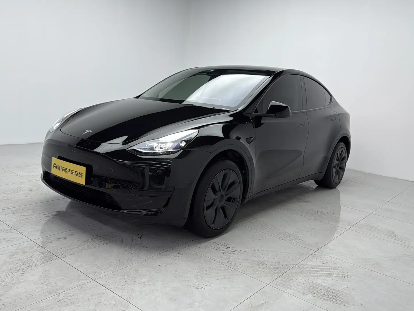 Tesla Model Y  из Китая