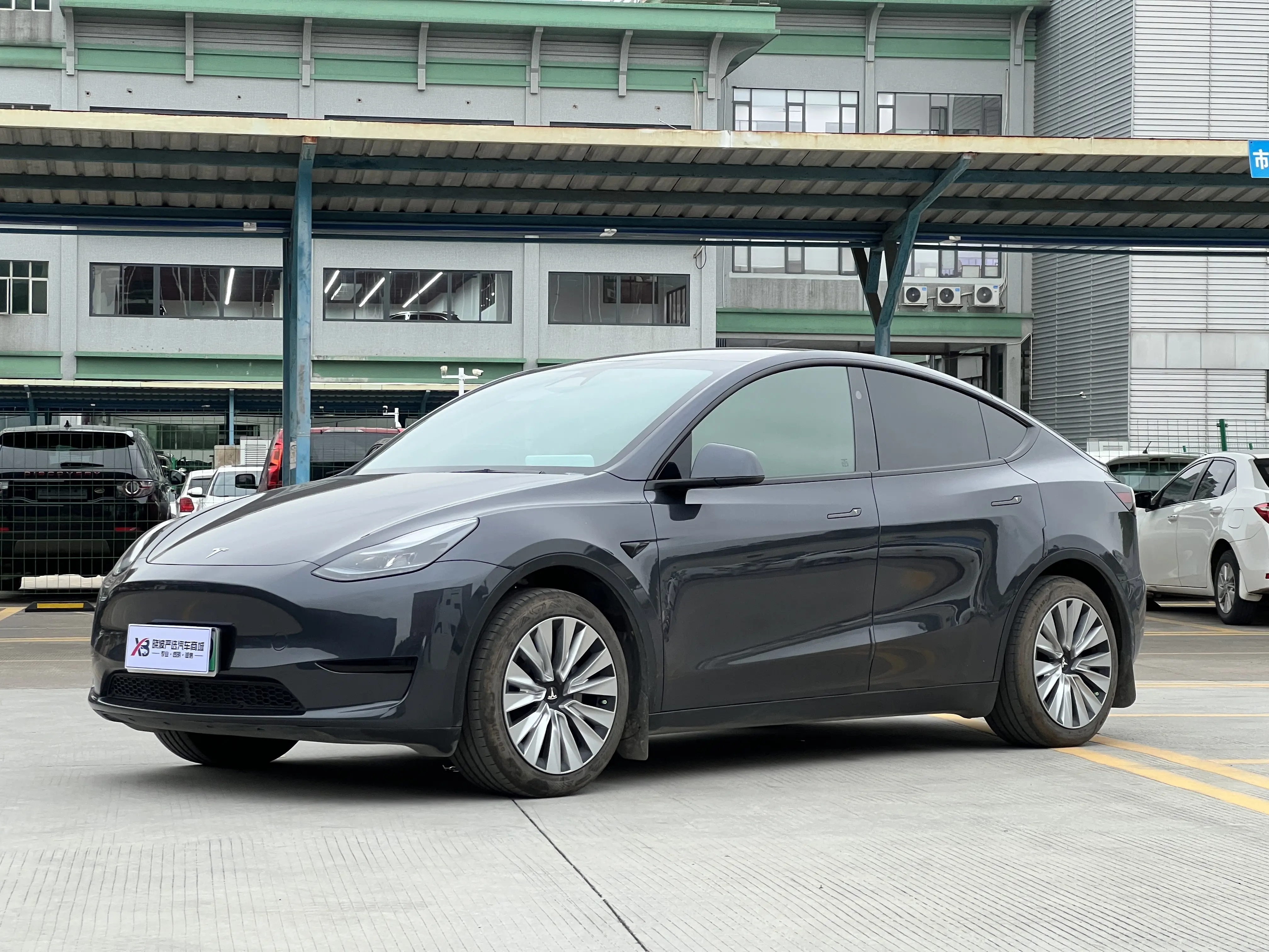 Tesla Model Y  из Китая