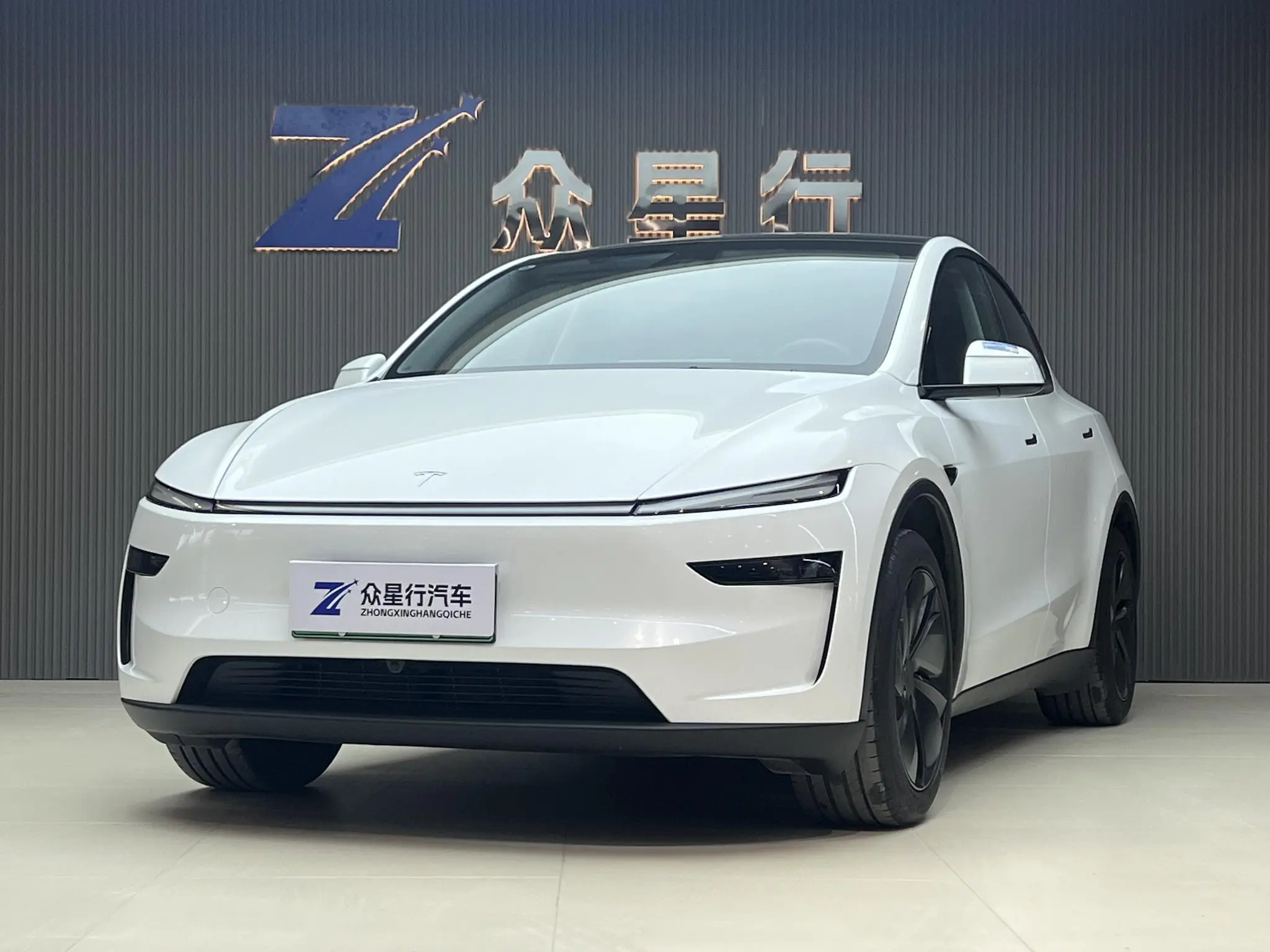 Tesla Model Y  из Китая