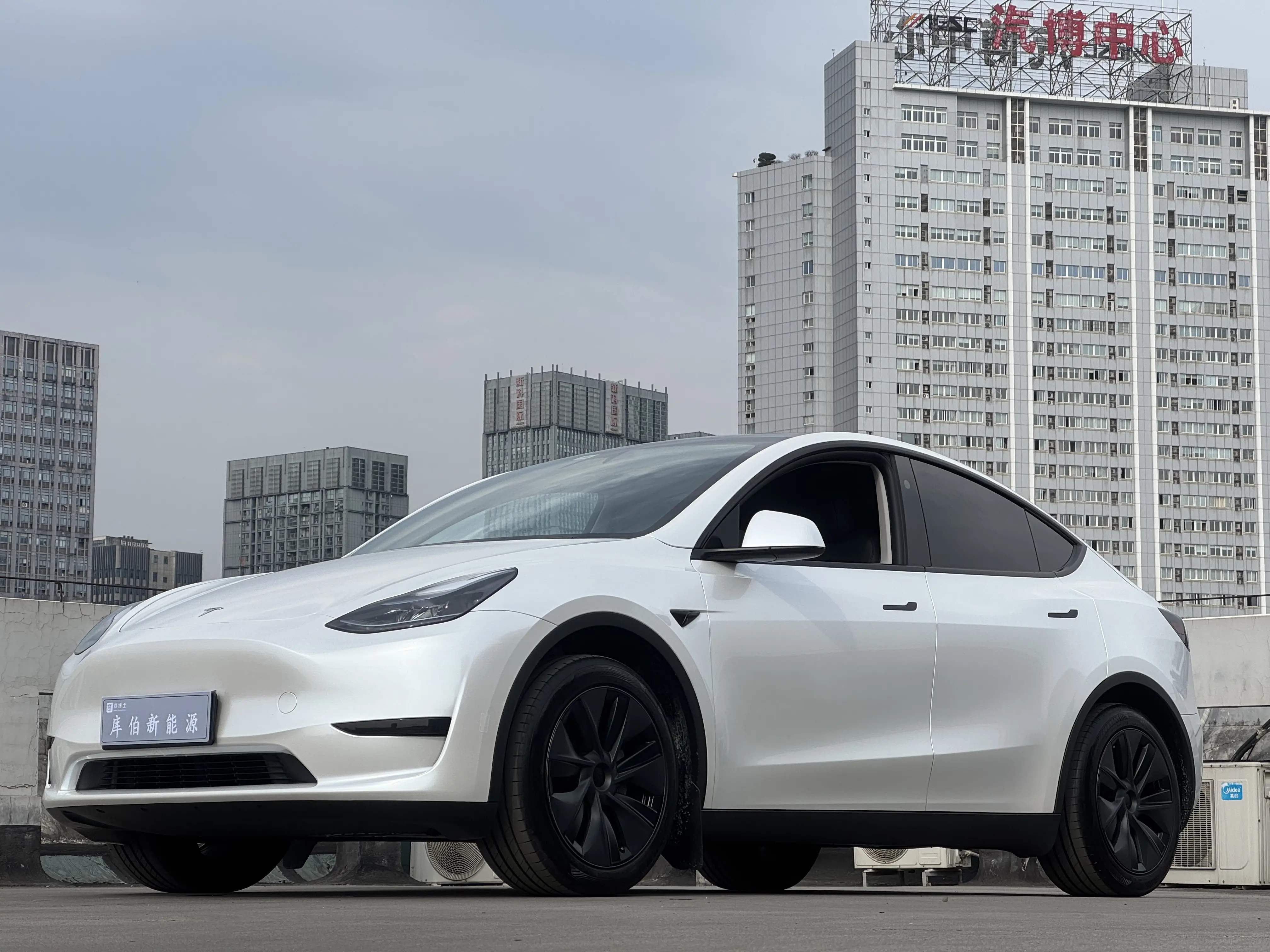 Tesla Model Y  из Китая