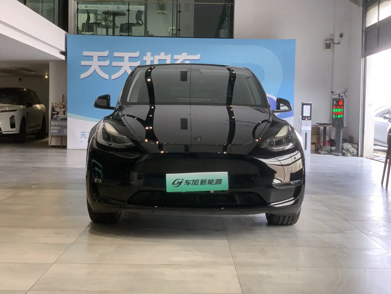 Tesla Model Y  из Китая