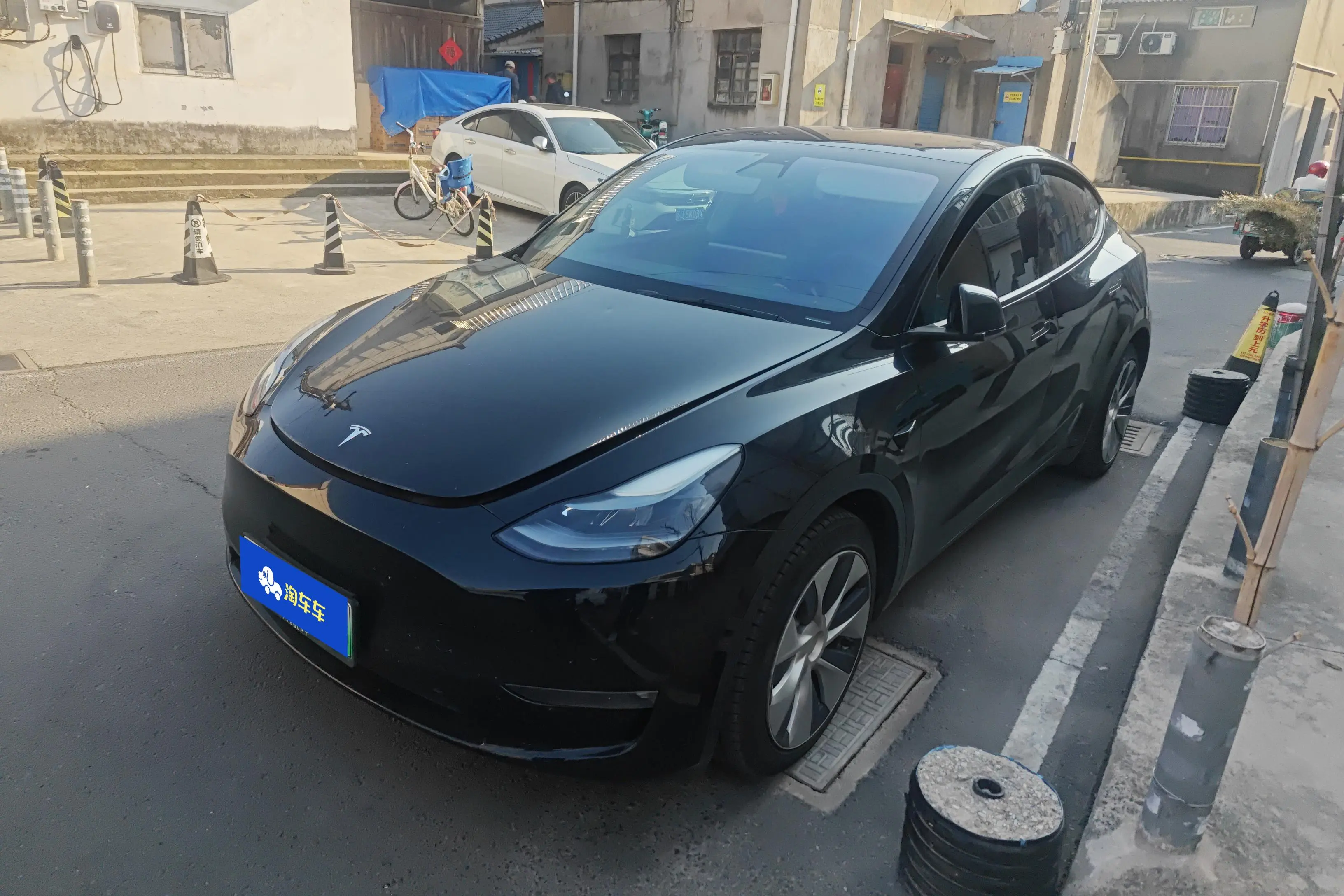 Tesla Model Y  из Китая