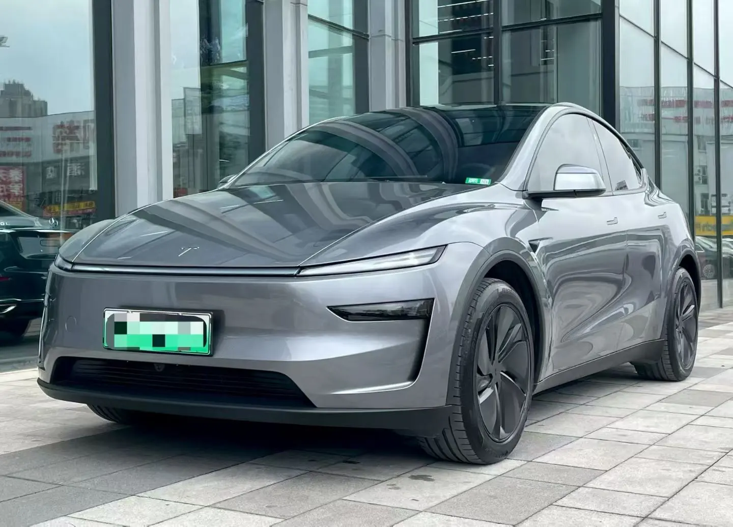 Tesla Model Y  из Китая