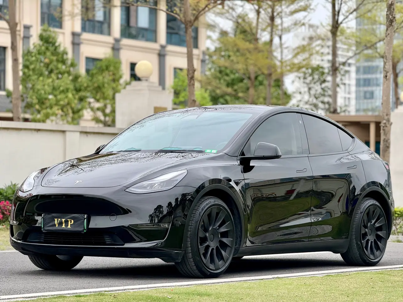 Tesla Model Y  из Китая