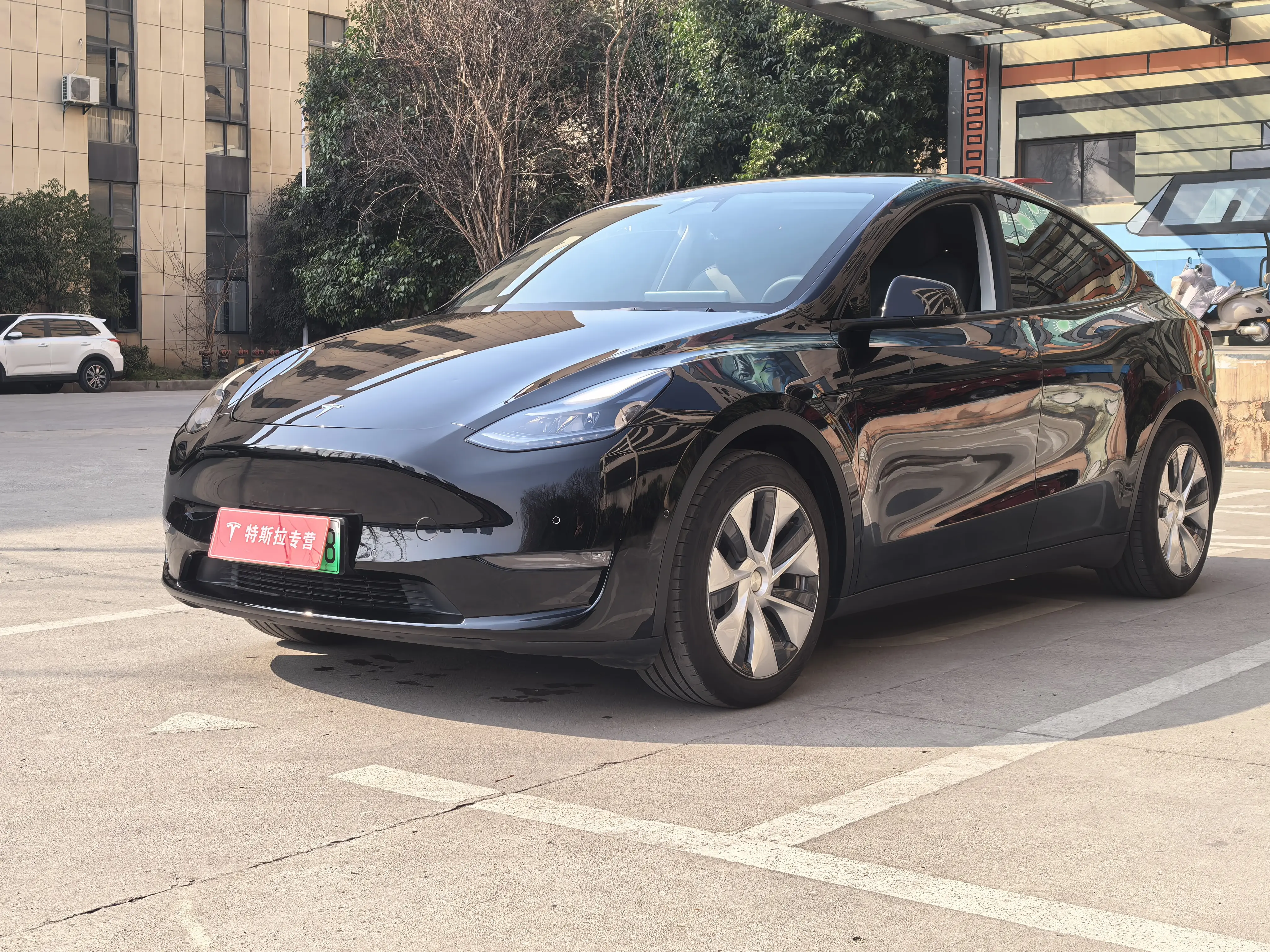 Tesla Model Y  из Китая