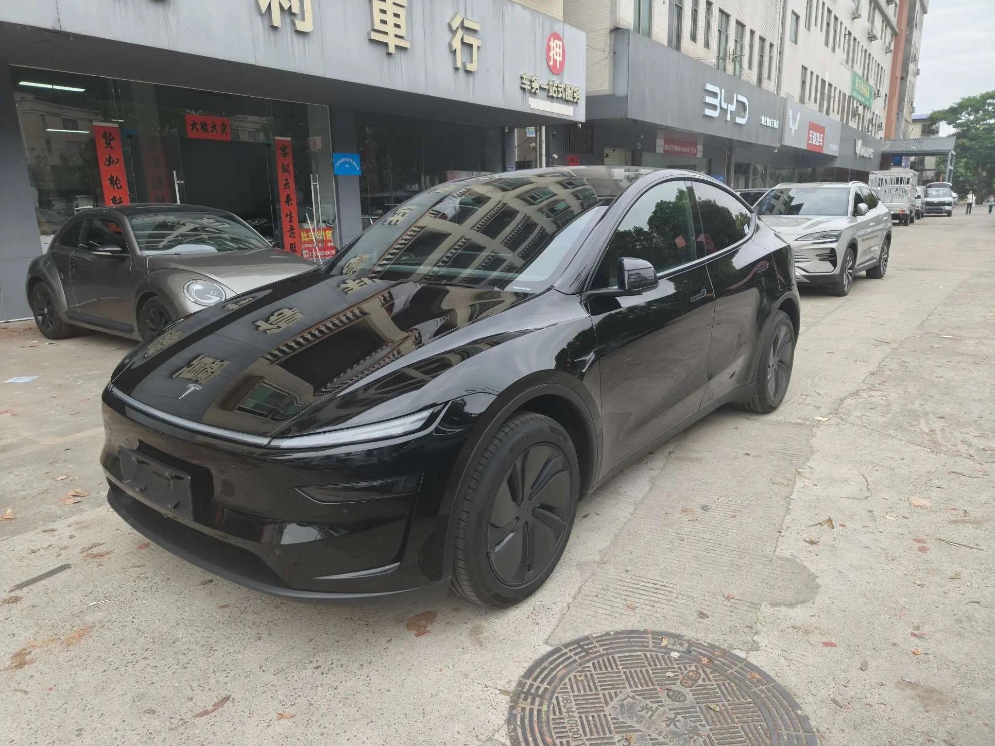 Tesla Model Y  из Китая
