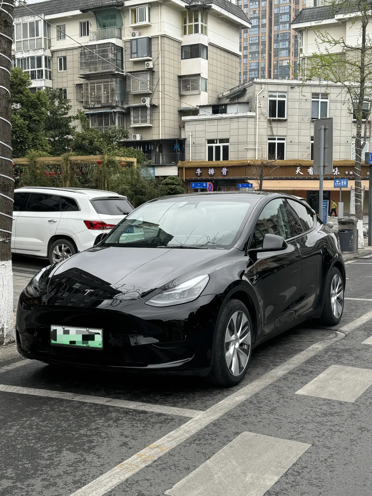Tesla Model Y  из Китая