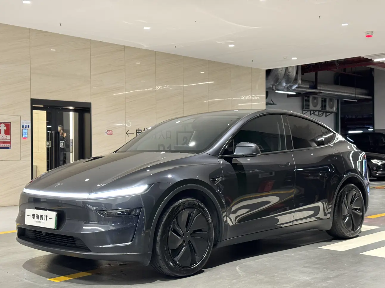 Tesla Model Y  из Китая