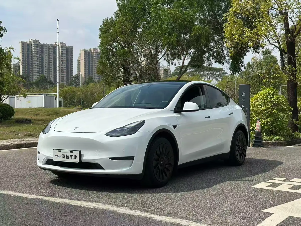 Tesla Model Y  из Китая