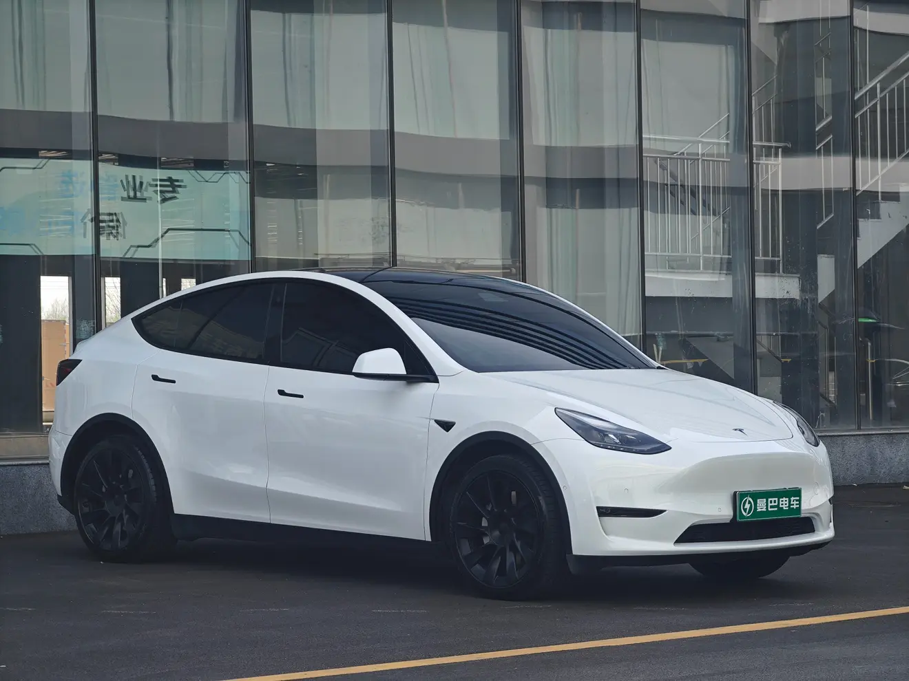 Tesla Model Y  из Китая